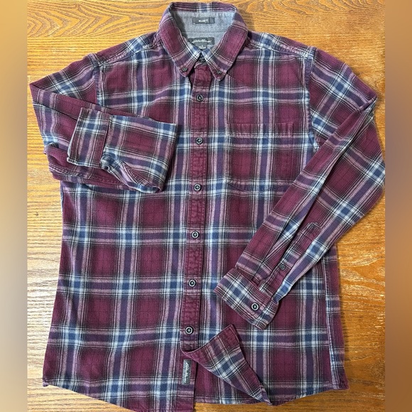 Flannel button down, relaxed fit, men’s small - Picture 1 of 3